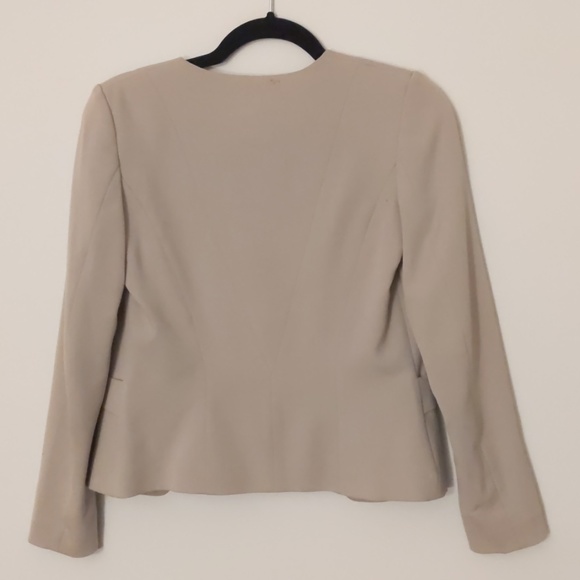 H&M Beige Blazer - Picture 2 of 4